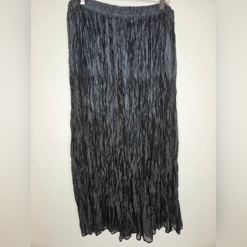 Bon Magique Size M Charcoal Maxi Skirt